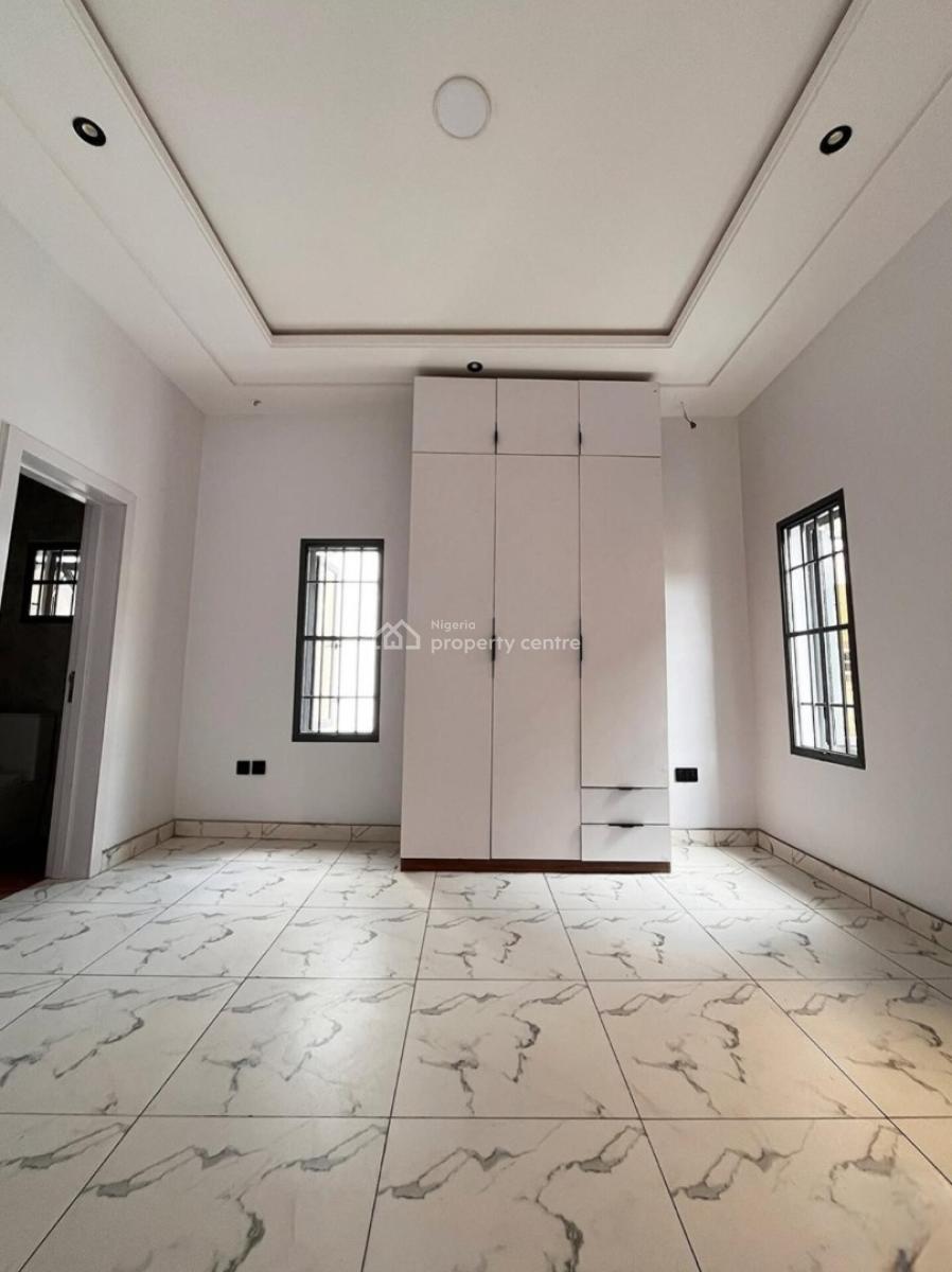 4 Bedroom Semi Detached Duplex with Bq, Magodo Gra Phase 1, Magodo, Lagos, Semi-detached Duplex for Sale