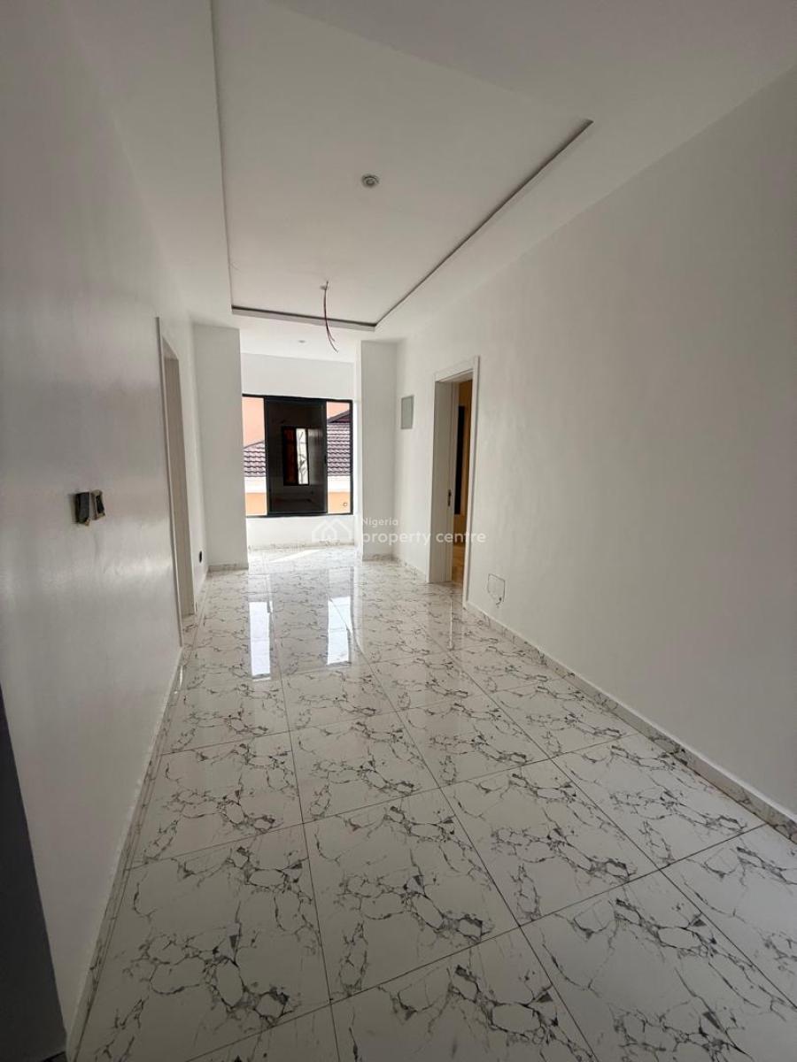 Beautiful 4 Bedroom Townhouse Available, Lekki Phase 1, Lekki, Lagos, Terraced Duplex for Rent
