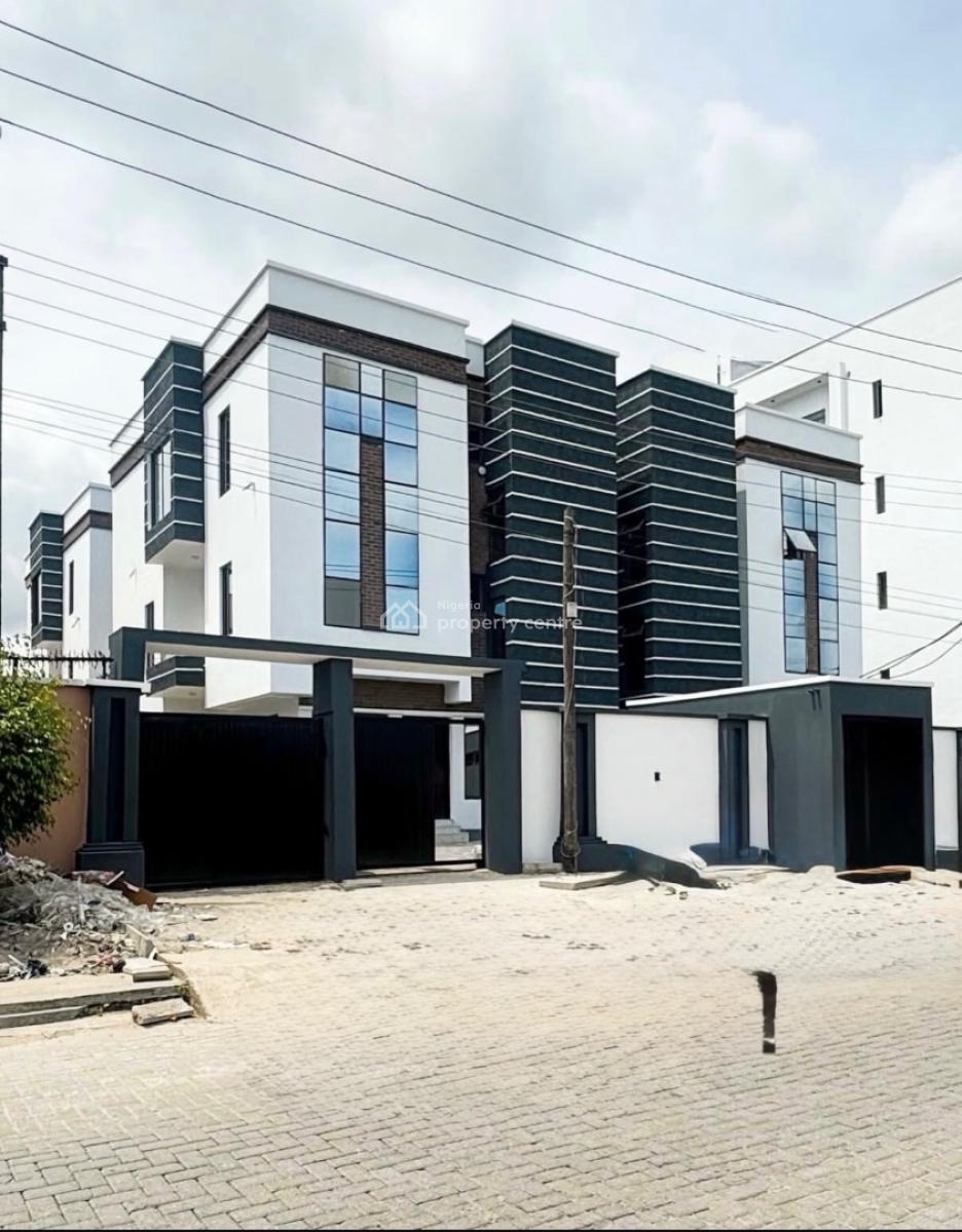 Beautiful 4 Bedroom Townhouse Available, Lekki Phase 1, Lekki, Lagos, Terraced Duplex for Rent