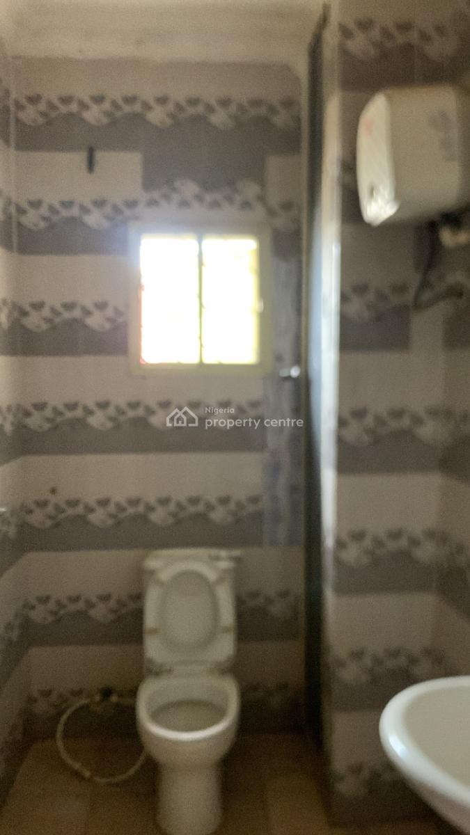 Luxury Standard 2-bedroom Apartment, Bola Adegboro, Ogudu, Lagos, Flat / Apartment for Rent