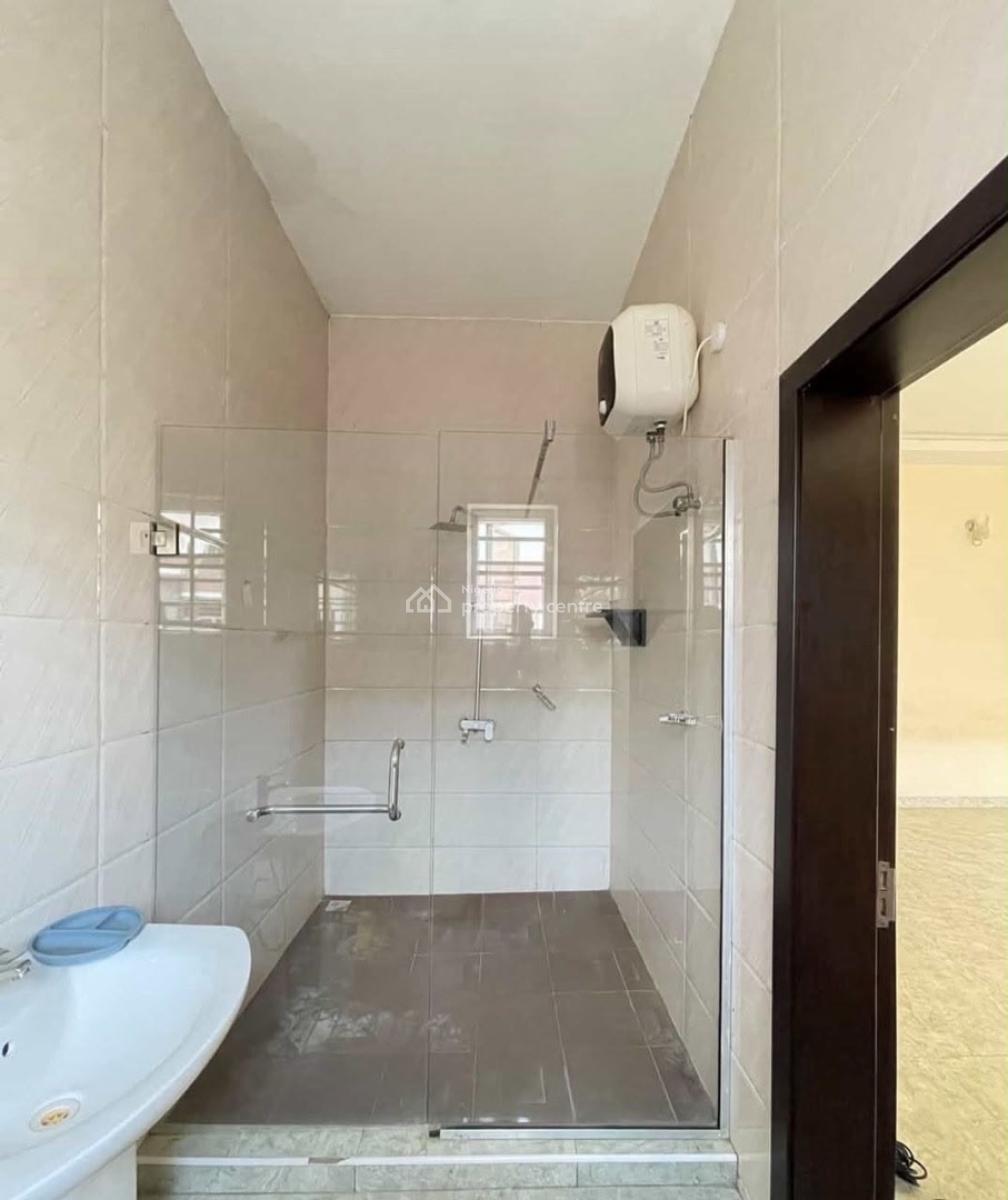 Luxury 4 Bedroom  Terrace Duplex Excellent Facilities, Chevron, Lekki, Lagos, Terraced Duplex for Rent