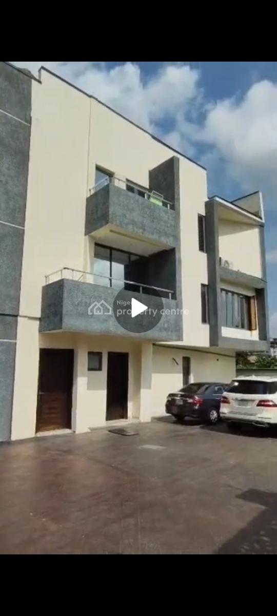 2bed Flat Available in Magodo Phase 2 Gra*, Magodo, Lagos, Block of Flats for Sale