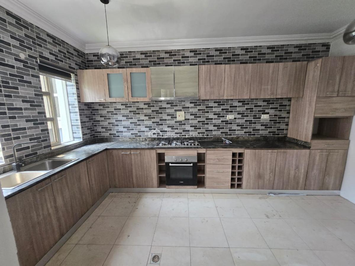 Standard 4 Bedroom Terrace with Mini Flat on Ground Floor, Oniru, Victoria Island (vi), Lagos, Commercial Property for Rent