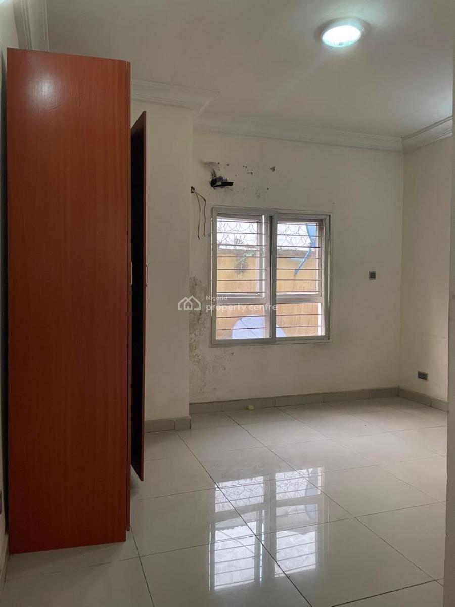 Fully Serviced 4 Bedrooms Semi Detached, Off Osapa, Lekki, Lagos, Semi-detached Duplex for Rent