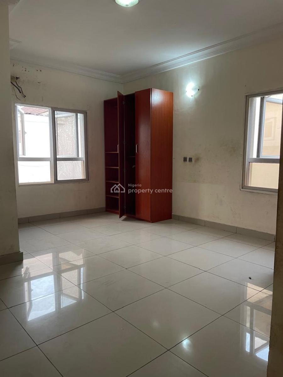 Fully Serviced 4 Bedrooms Semi Detached, Off Osapa, Lekki, Lagos, Semi-detached Duplex for Rent