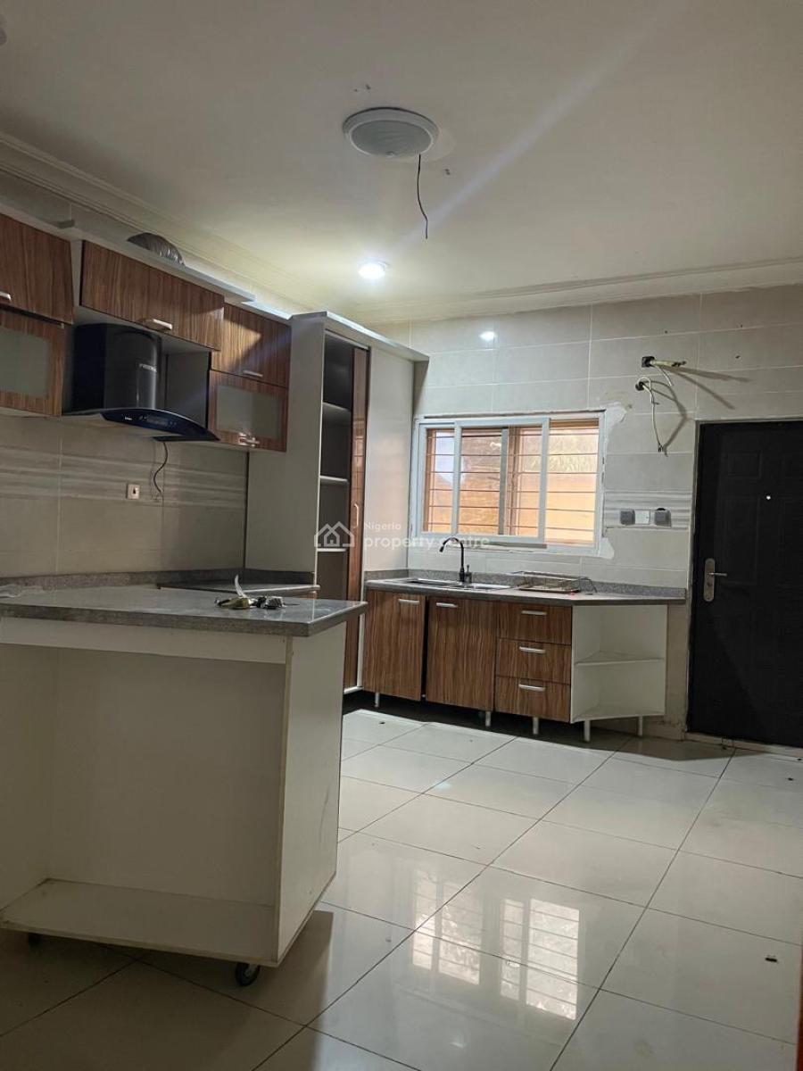 Fully Serviced 4 Bedrooms Semi Detached, Off Osapa, Lekki, Lagos, Semi-detached Duplex for Rent
