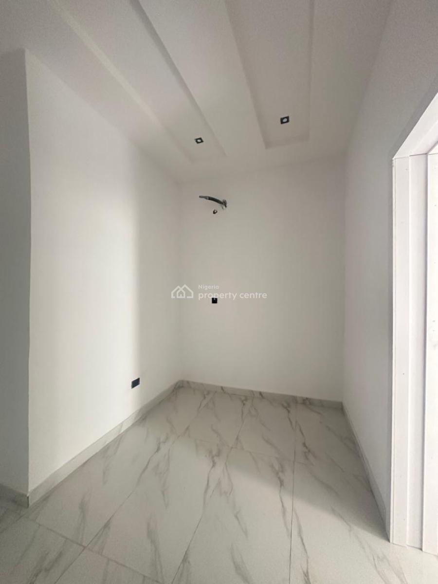 Well Finished 4 Bedroom Terrace Duplex, Ikota, Lekki, Lagos, Terraced Duplex for Sale