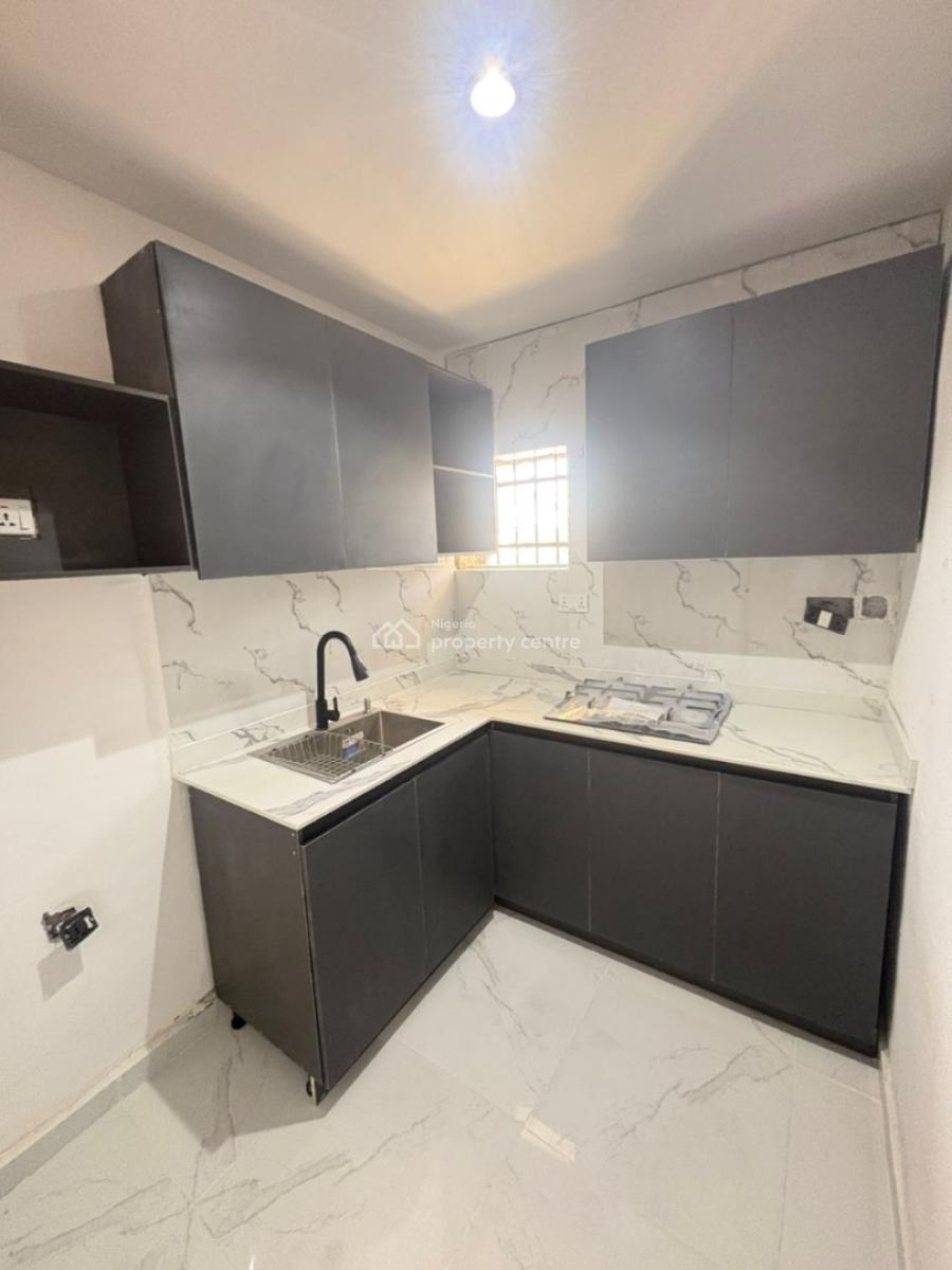 Newly Renovated 2 Bedroom Apartment, Oniru, Victoria Island (vi), Lagos, Flat / Apartment for Rent