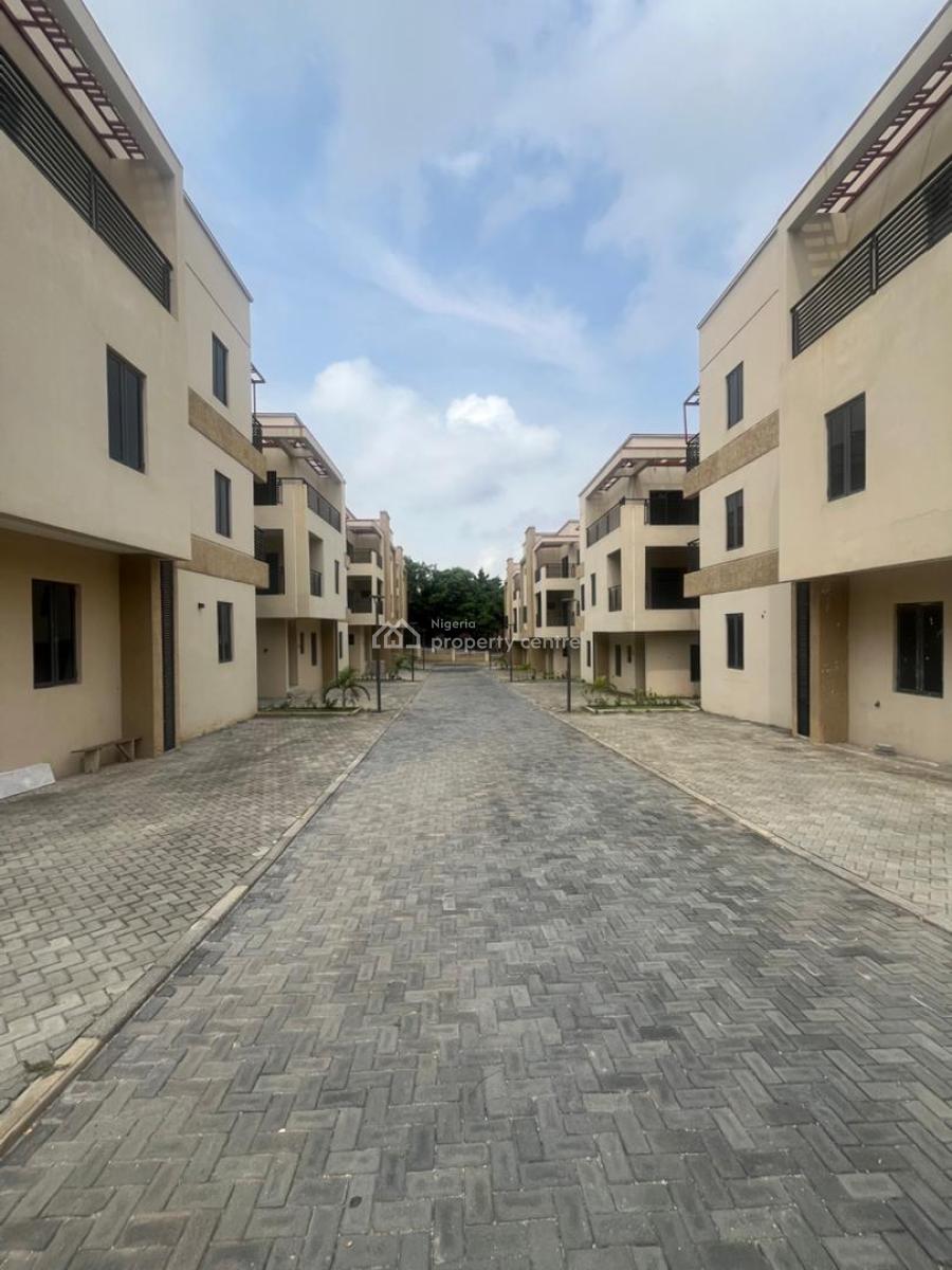 6 Bedroom Fully Detached Duplex and a Bq, Life Camp, Abuja, Detached Duplex for Sale