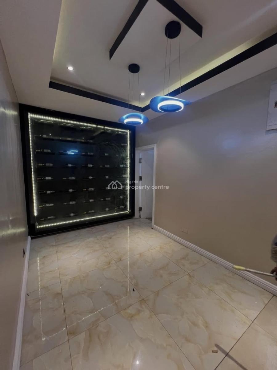 2 Bedroom Apartment, Off Freedom Way, Lekki Phase 1, Lekki, Lagos, Flat / Apartment for Rent