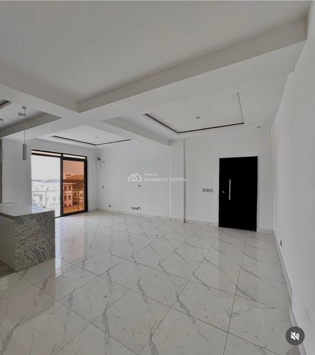 Contemporary 3 Bedroom Apartment, Off Freedom Way, Lekki Phase 1, Lekki, Lagos, Flat / Apartment for Sale