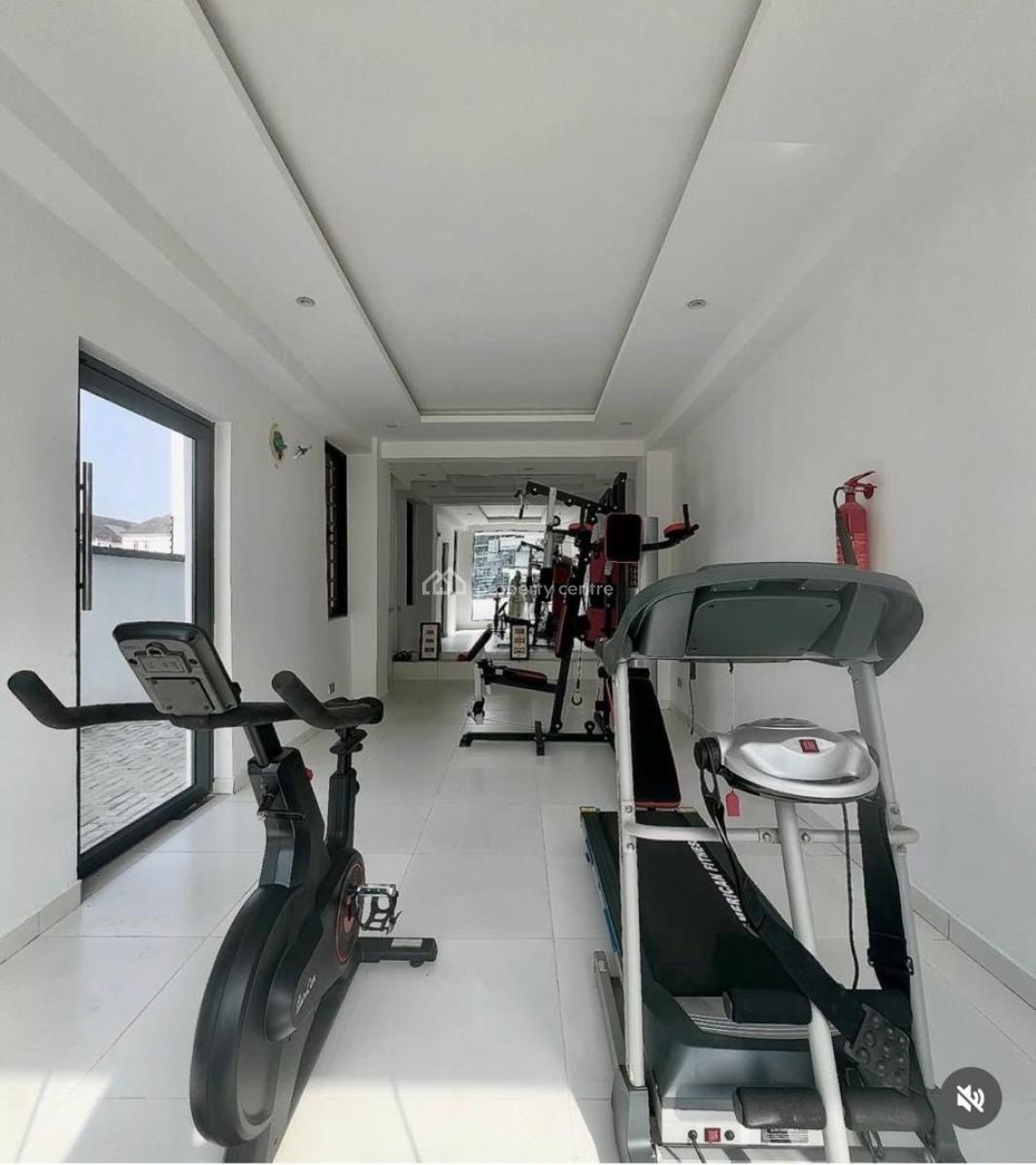 Contemporary 3 Bedroom Apartment, Off Freedom Way, Lekki Phase 1, Lekki, Lagos, Flat / Apartment for Sale