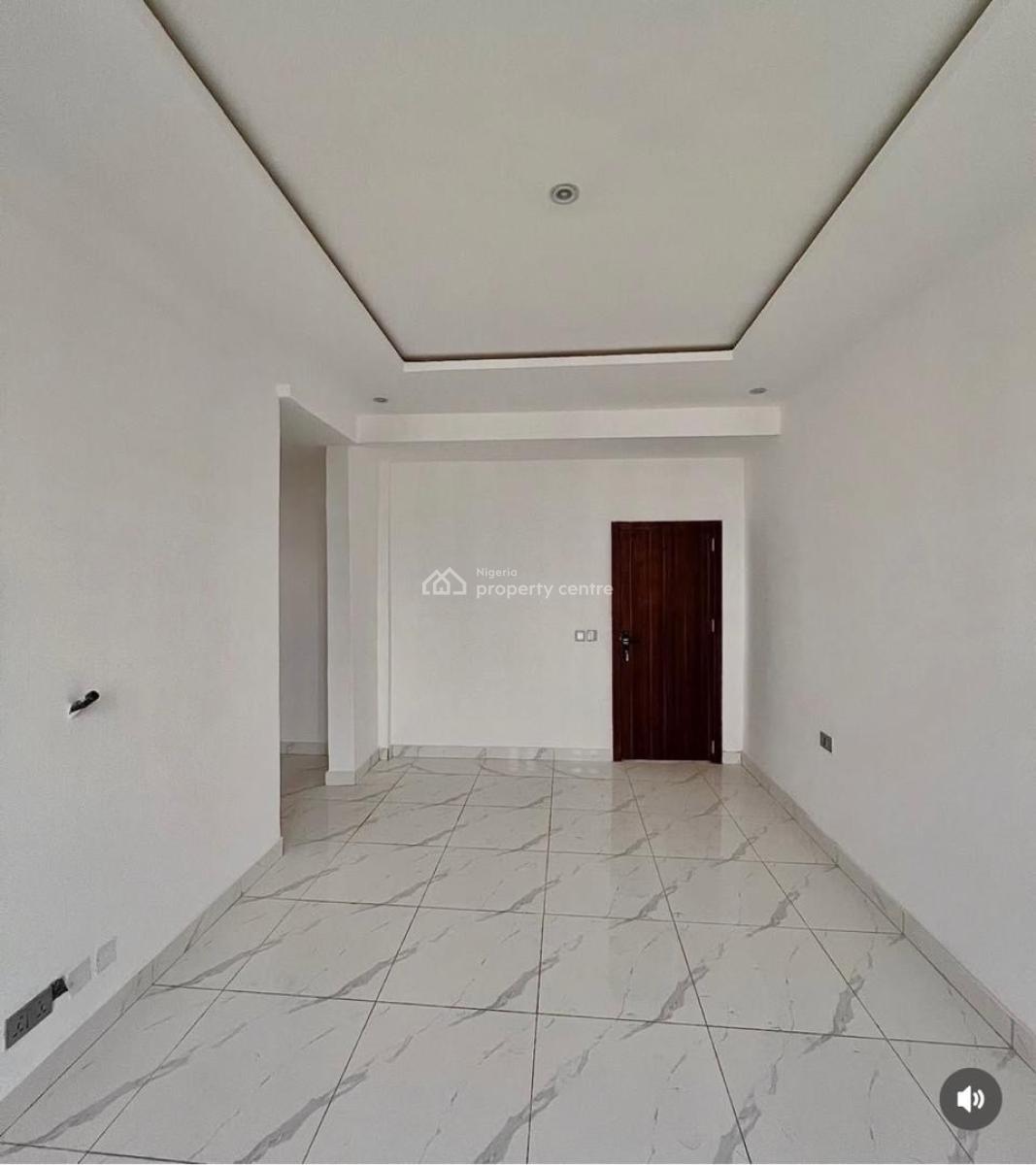 Contemporary 3 Bedroom Apartment, Off Freedom Way, Lekki Phase 1, Lekki, Lagos, Flat / Apartment for Sale