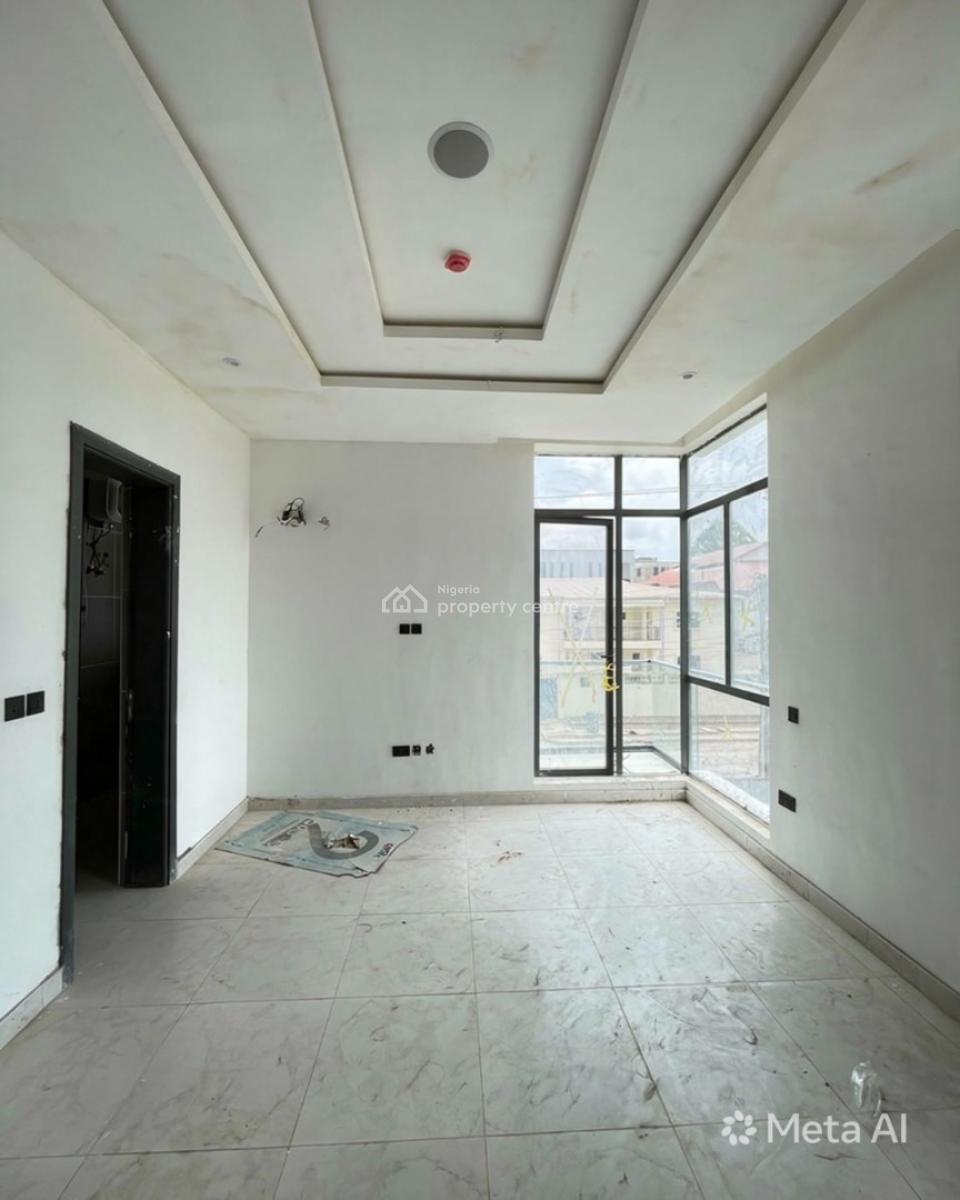 2 Bedroom Apartment, Lekki Phase 1, Lekki, Lagos, Block of Flats for Sale