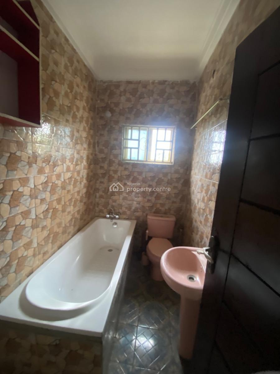 Luxury Clean 3 Bedroom Upstairs, Olokonla, Sangotedo, Ajah, Lagos, Flat / Apartment for Rent