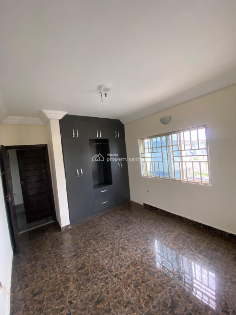 Luxury Clean 3 Bedroom Upstairs, Olokonla, Sangotedo, Ajah, Lagos, Flat / Apartment for Rent