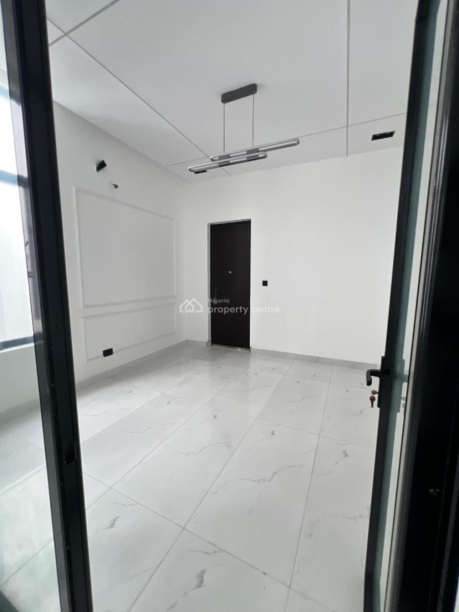 Contemporary 5 Bedroom Detached Duplex with Cinema & Gym, Situated in a Secure and Highly Sought-after Area., Lekki, Lagos, Detached Duplex for Sale
