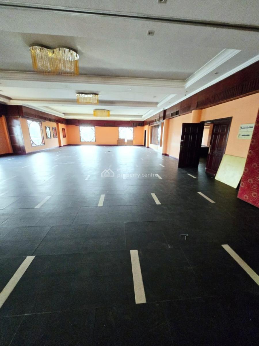 Detached Duplex Is Available for Commercial Purposes, Oniru, Victoria Island (vi), Lagos, Office Space for Rent