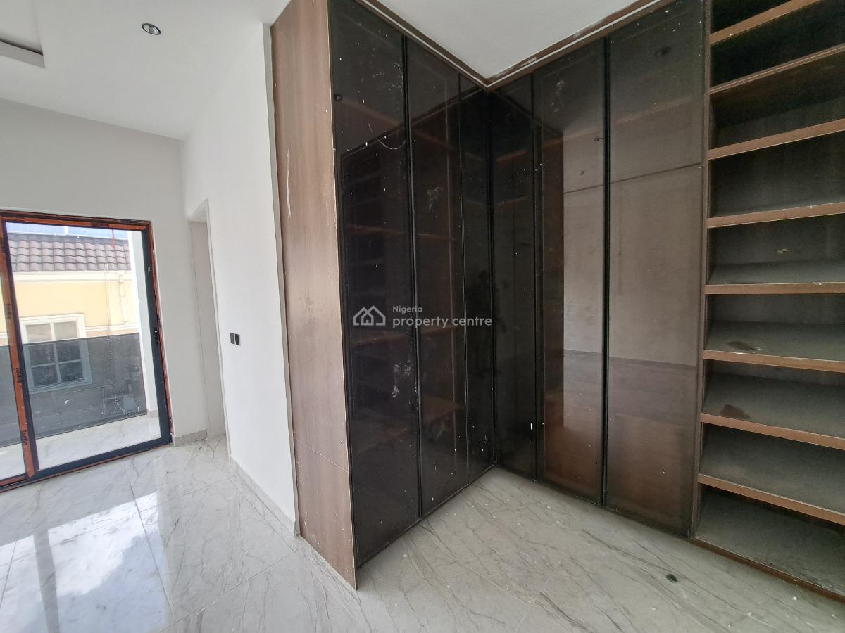 Luxury & Serviced 3 Bedroom Maisonette with Bq & Swimming Pool, Lekki Phase 1, Lekki, Lagos, Flat / Apartment for Rent
