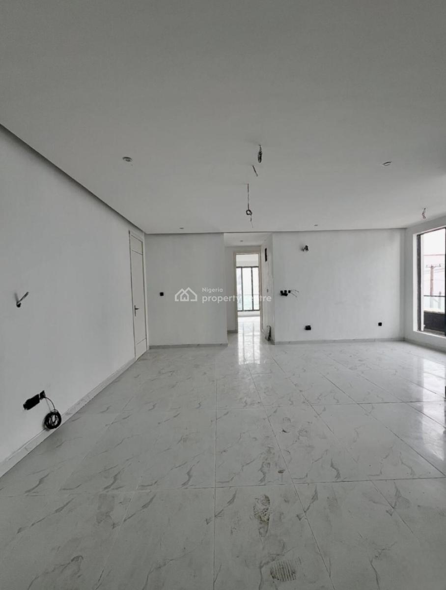 3 Bedroom Apartment Fully Serviced, Lekki Phase 1, Lekki, Lagos, Block of Flats for Sale