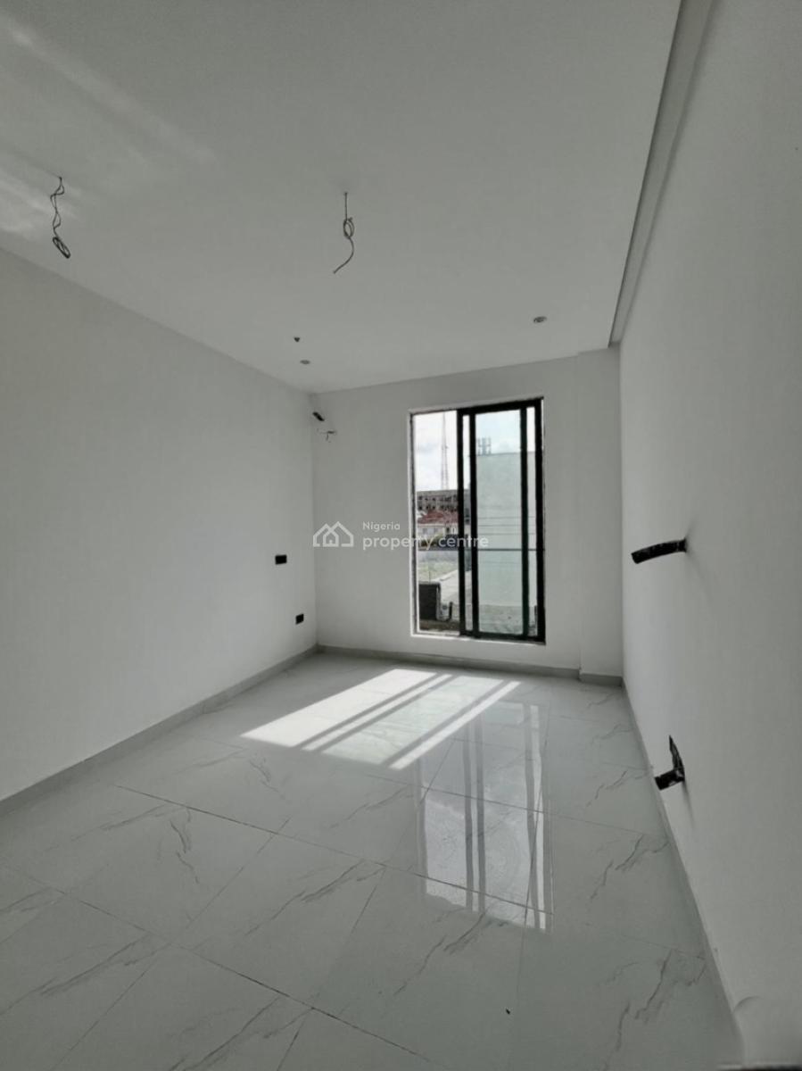 3 Bedroom Apartment Fully Serviced, Lekki Phase 1, Lekki, Lagos, Block of Flats for Sale