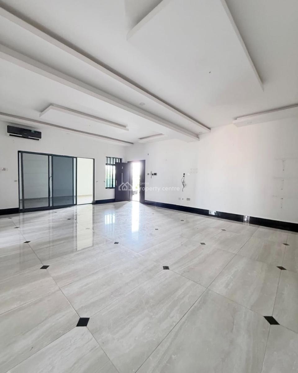3 Bedroom Apartment with Bq, Admiralty, Lekki Phase 1, Lekki, Lagos, Flat / Apartment for Rent