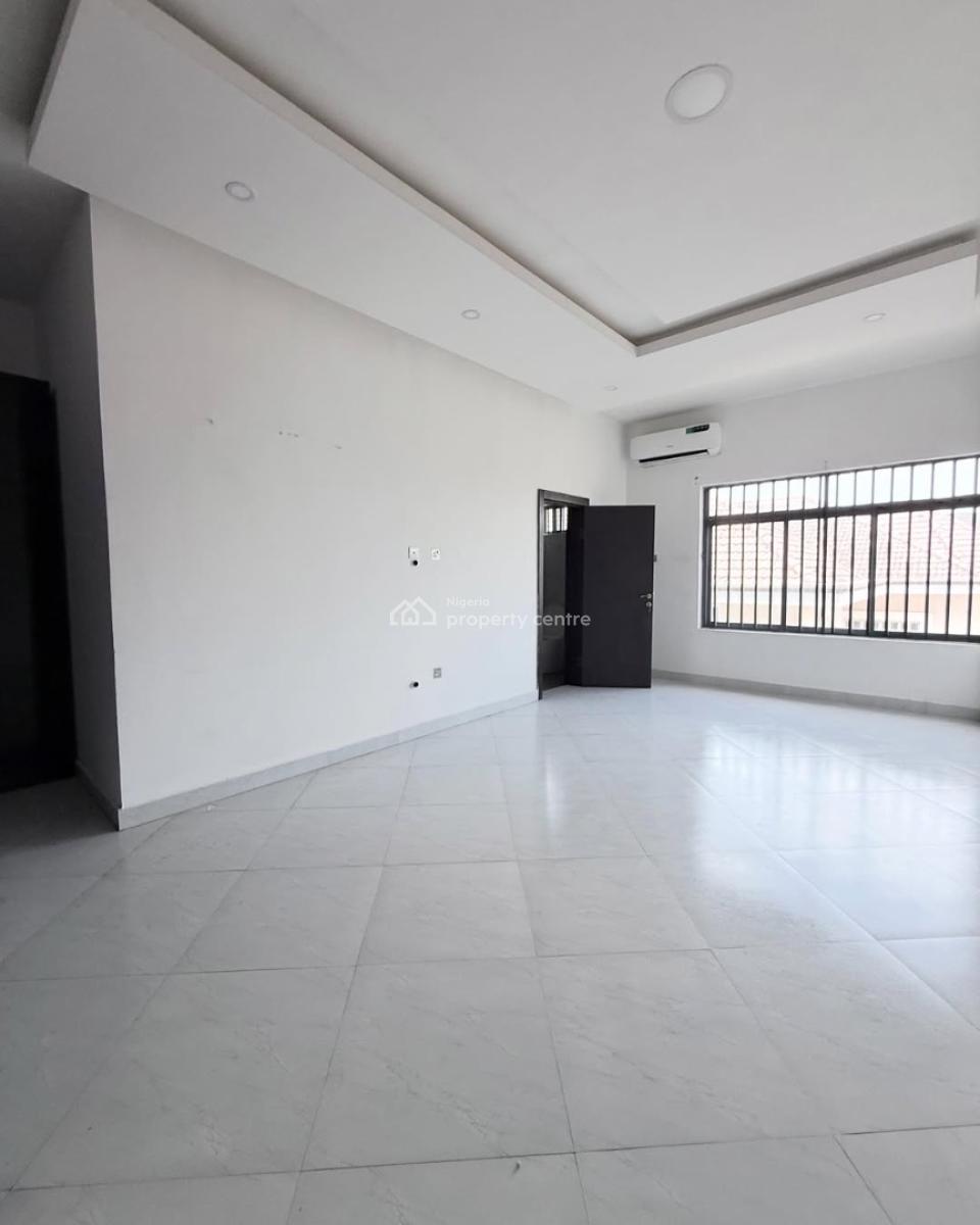 3 Bedroom Apartment with Bq, Admiralty, Lekki Phase 1, Lekki, Lagos, Flat / Apartment for Rent