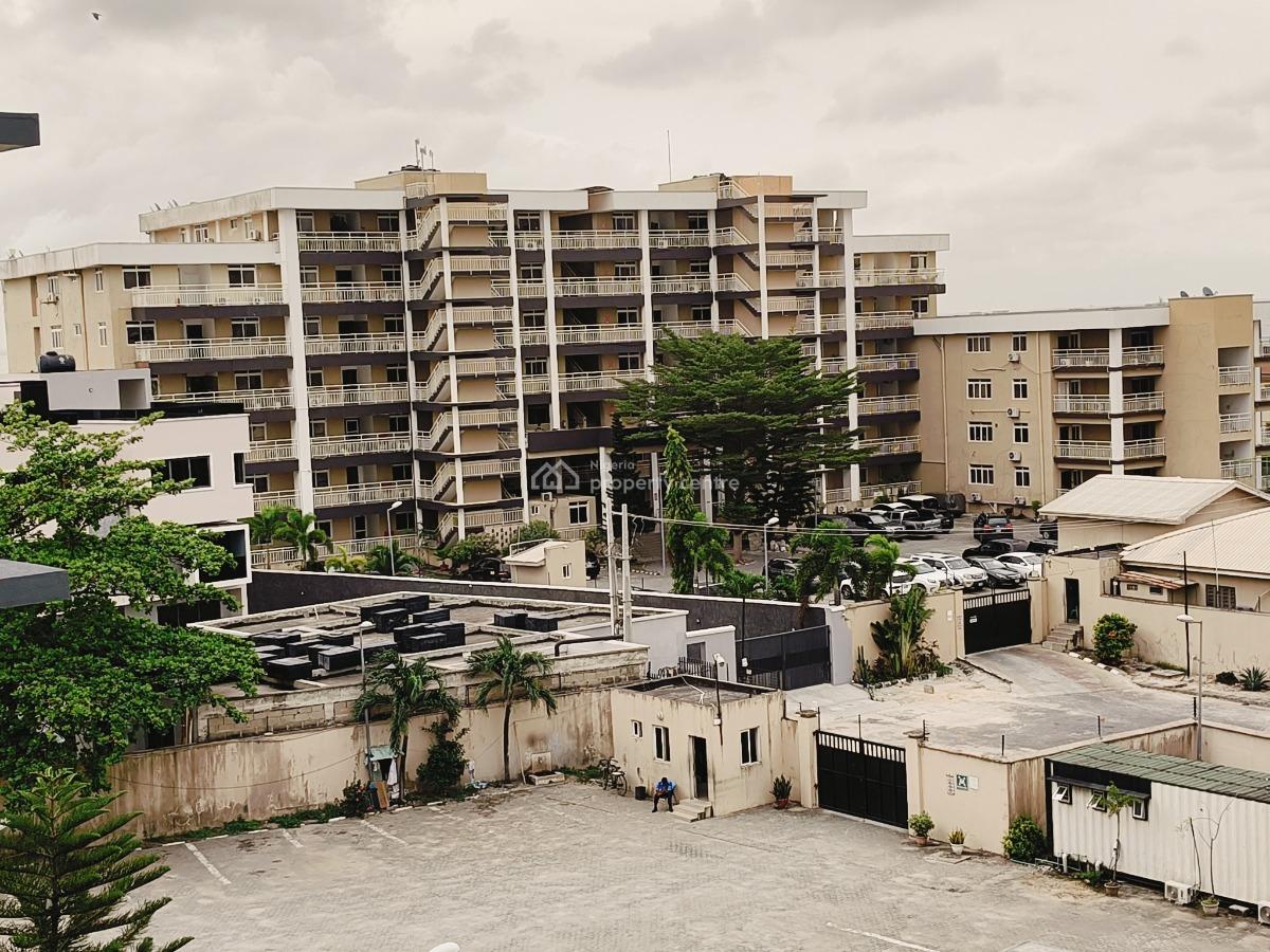 Exquisite 3 Bedroom Apartment, Lekki Phase 1, Lekki Phase 1, Lekki, Lagos, Flat / Apartment for Rent