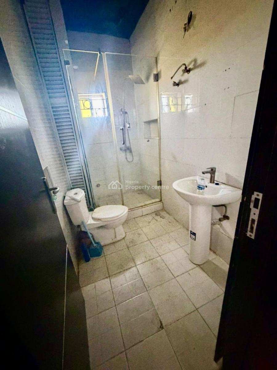 Luxury and Spacious in Premium Area, Chevron Drive, Lekki, Lagos, Mini Flat (room and Parlour) for Rent
