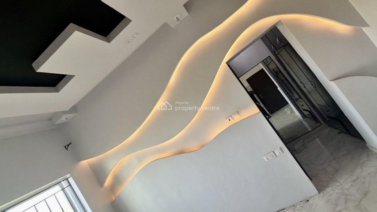 Luxury and Spacious in Premium Area, Chevron Drive, Lekki, Lagos, Mini Flat (room and Parlour) for Rent