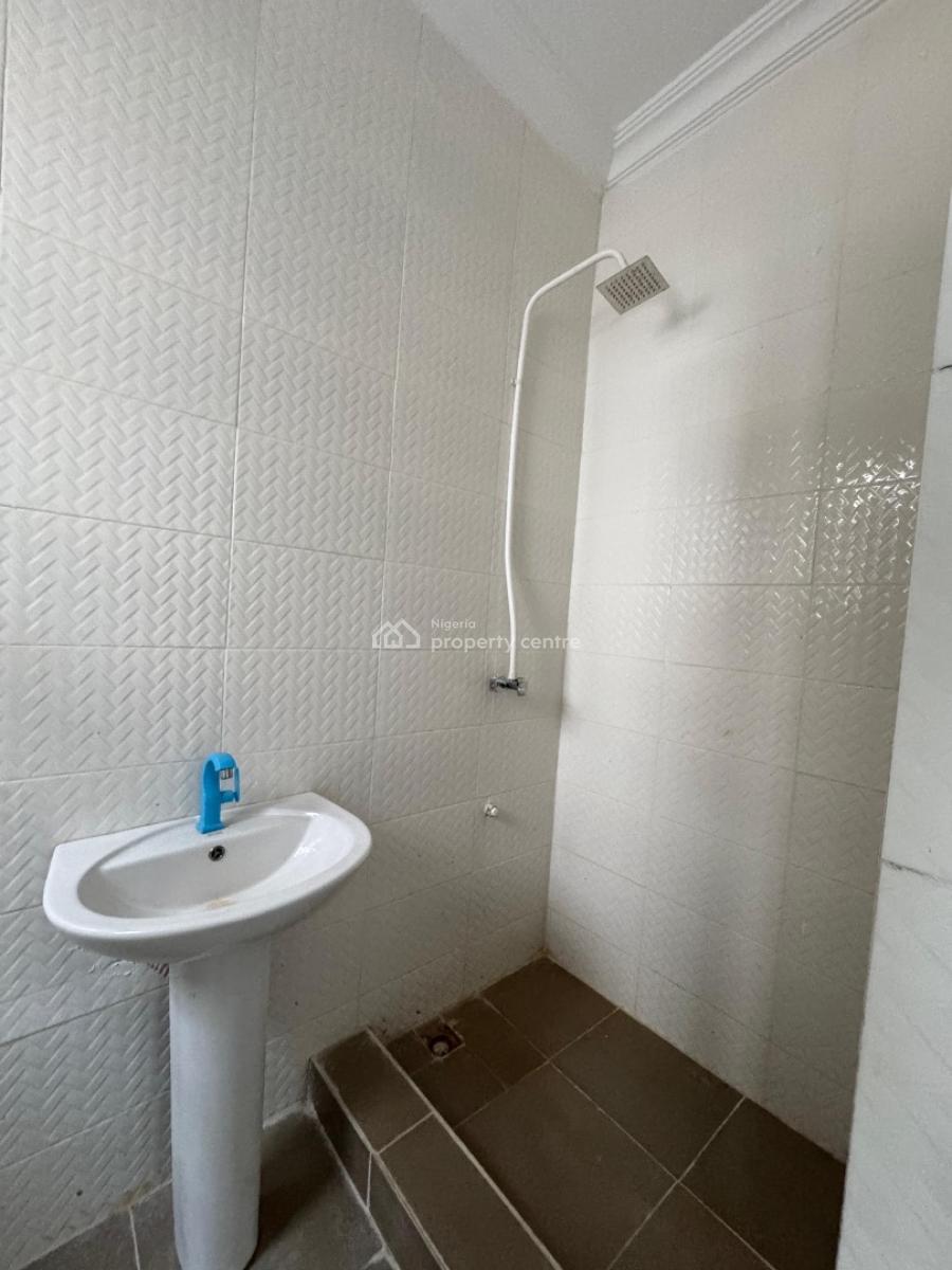 Luxury and Spacious in Serene Surroundings, Shoprite Area, Sangotedo, Ajah, Lagos, Flat / Apartment for Rent