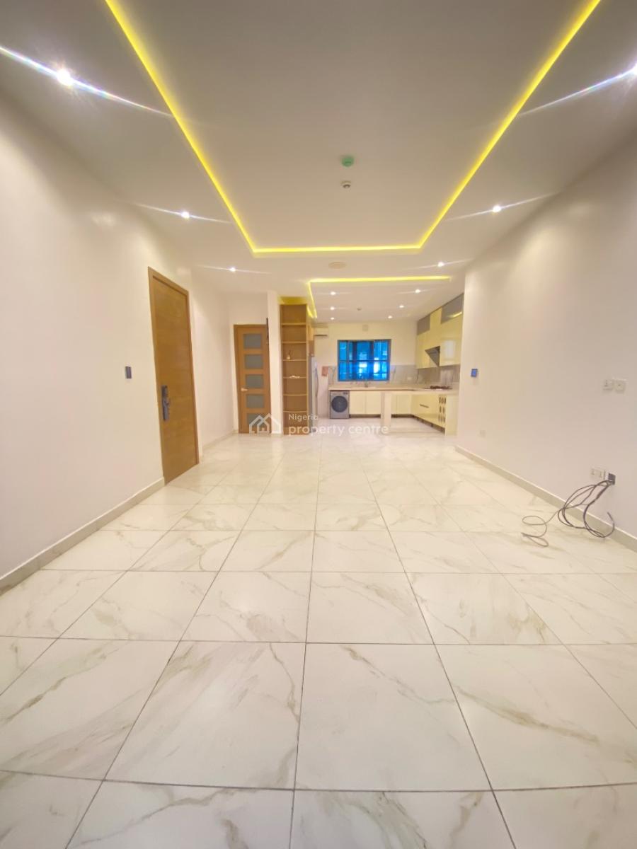 Fully Serviced 2 Bedroom Apartment with a/cs & Fitted Kitchen, Lekki Phase 1, Lekki, Lagos, Flat / Apartment for Rent