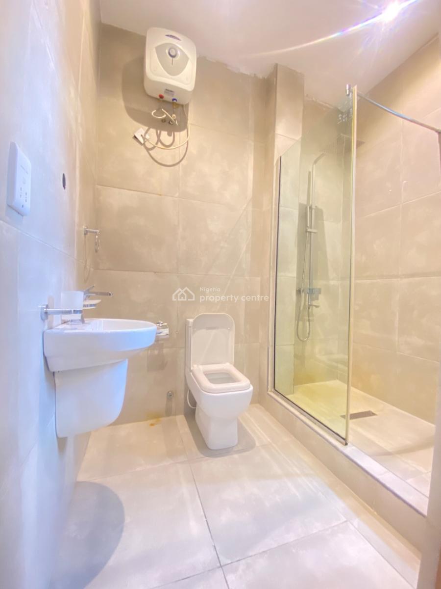 Fully Serviced 2 Bedroom Apartment with a/cs & Fitted Kitchen, Lekki Phase 1, Lekki, Lagos, Flat / Apartment for Rent