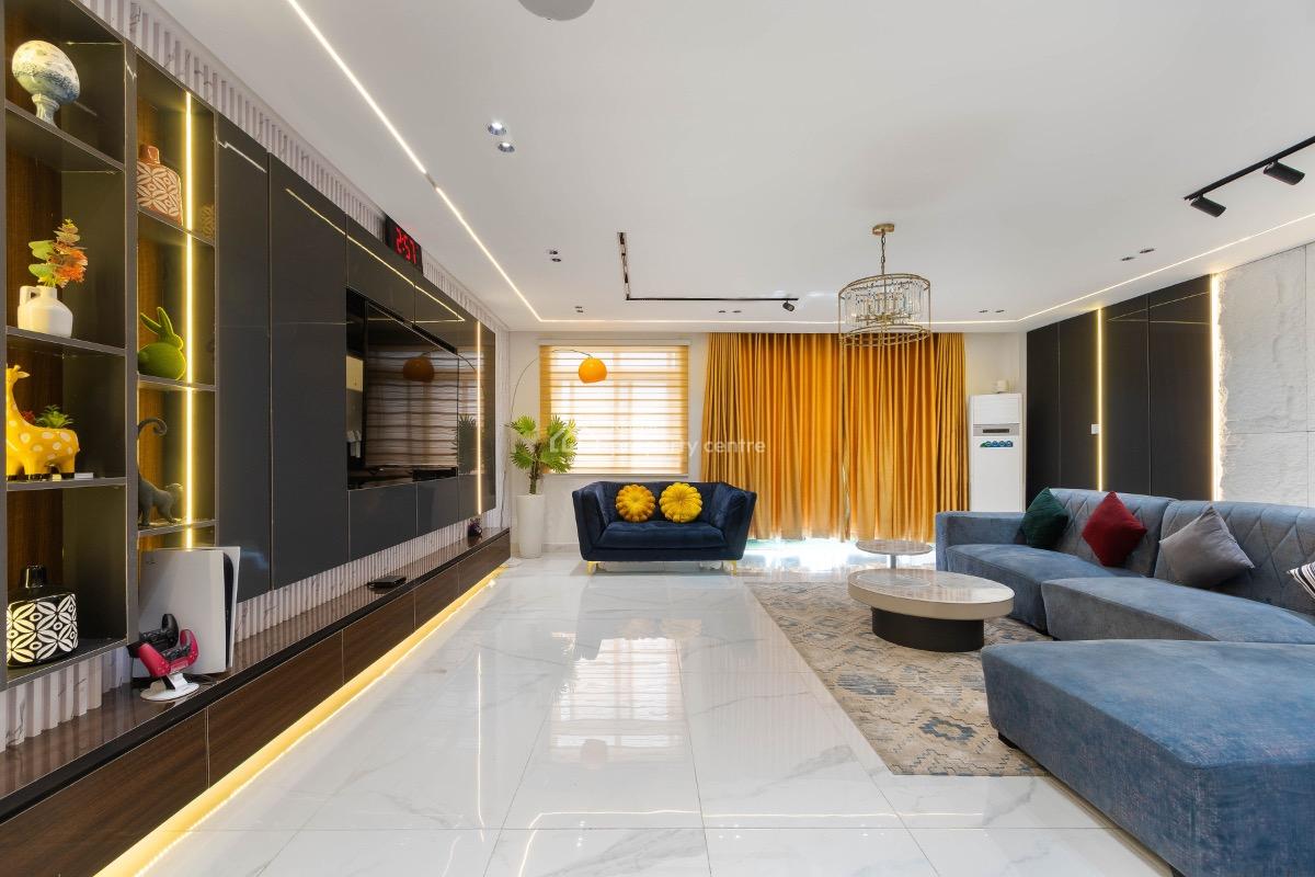 Luxury Furnished 3 Bedrooms Apartment, Admiralty Close, Lekki Phase 1, Lekki, Lagos, Flat / Apartment for Rent