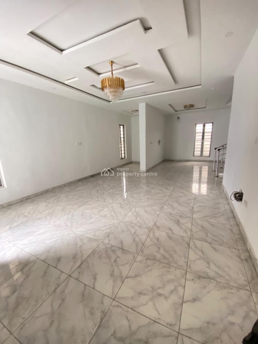 Distress 4 Bedroom Spacious Fully Detached Duplex with Bq and Pool, Chevron, Lekki, Lagos, Detached Duplex for Sale