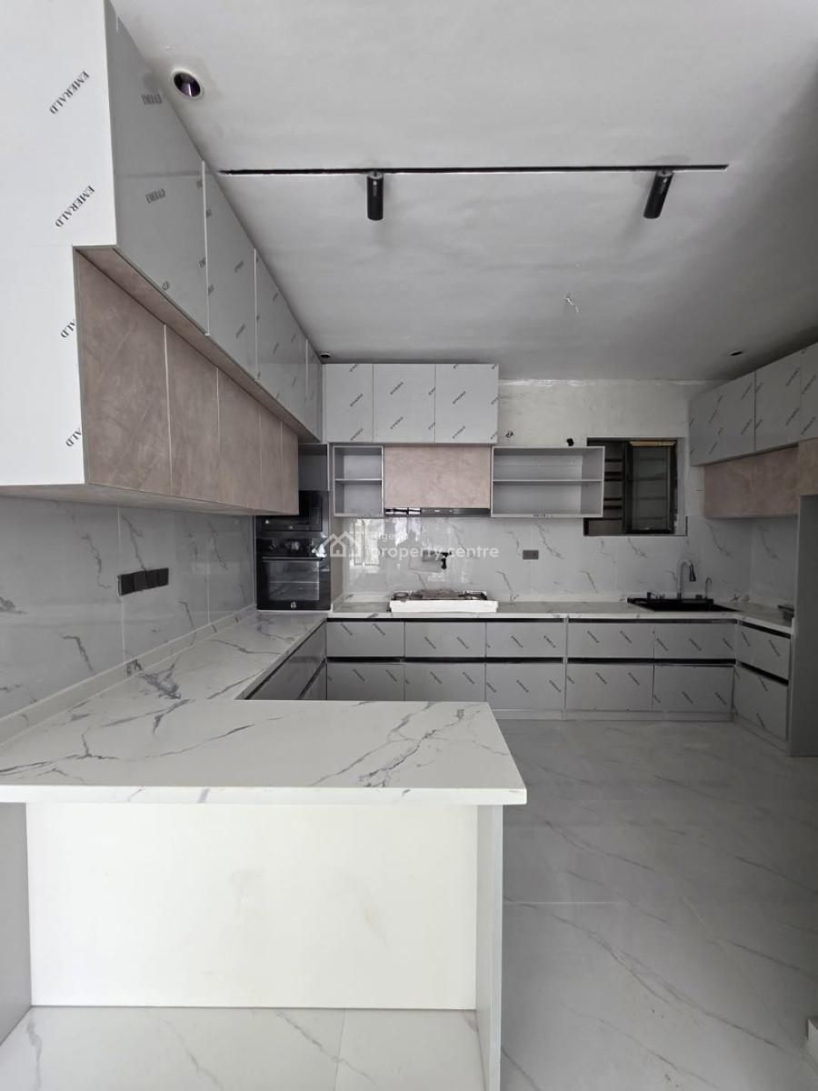 2 Bedroom Apartment, Lekki Phase 1, Lekki, Lagos, Detached Duplex for Sale