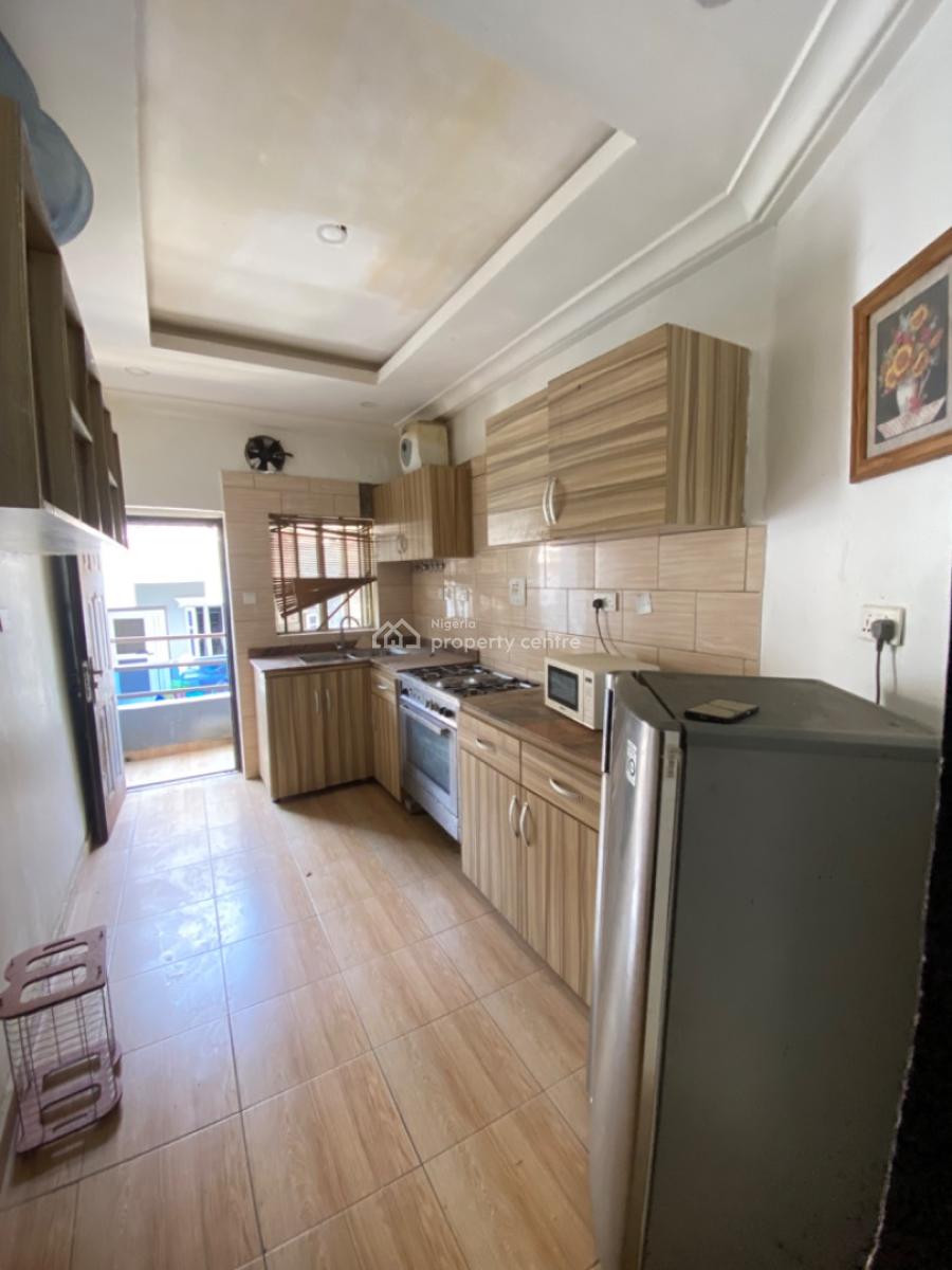 Modern 4 Bedroom Spacious Apartment Available, Sangotedo, Ajah, Lagos, Flat / Apartment for Rent
