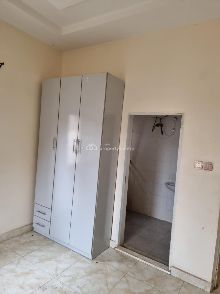 Excellent 2 Bedroom Apartment, Lugbe District, Abuja, Flat / Apartment for Rent