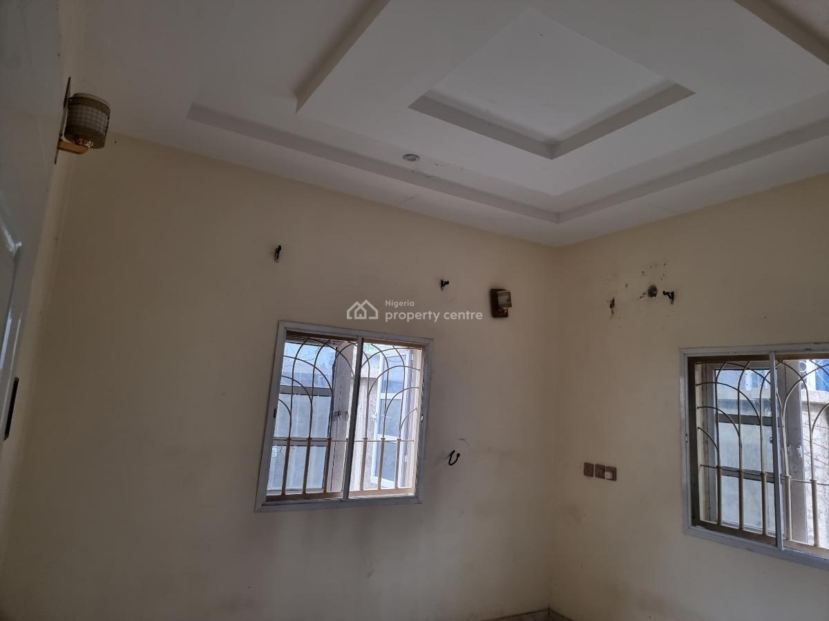 Excellent 2 Bedroom Apartment, Lugbe District, Abuja, Flat / Apartment for Rent