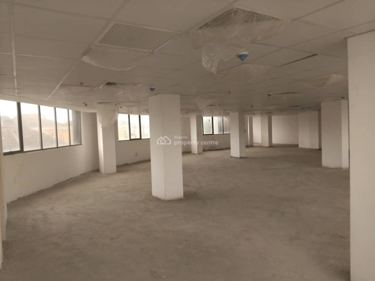 a 250sqm and 500sqqm Office Spaces on 6floors, Lekki Phase 1, Lekki Expressway, Lekki, Lagos, Office Space for Rent