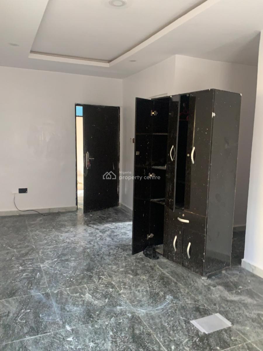 Newly Renovated 1bedroom Luxurious Apartment, Ikate, Lekki, Lagos, Mini Flat (room and Parlour) for Rent