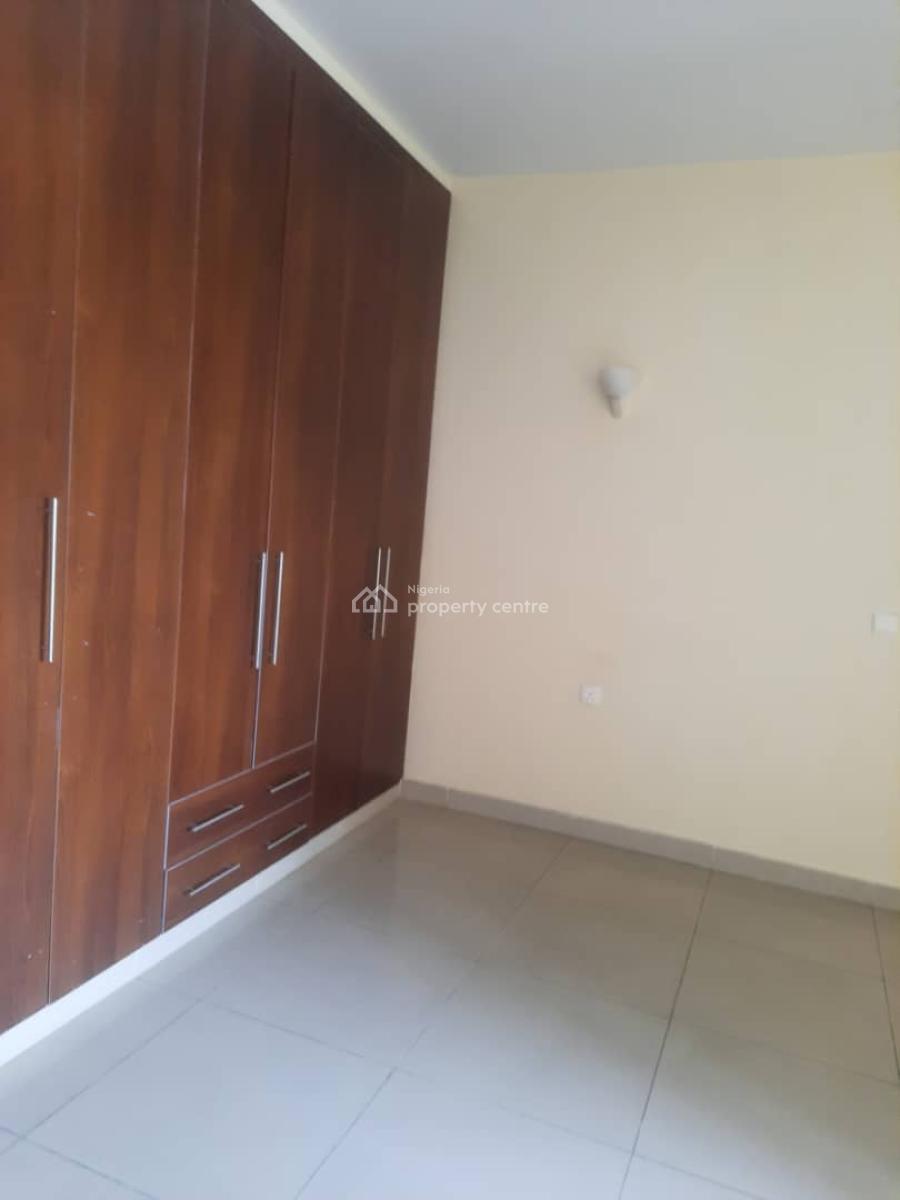 Service and Ground Floor Three Bedroom  Flat with One Room Boys, Old Ikoyi, Ikoyi, Lagos, Flat / Apartment for Rent