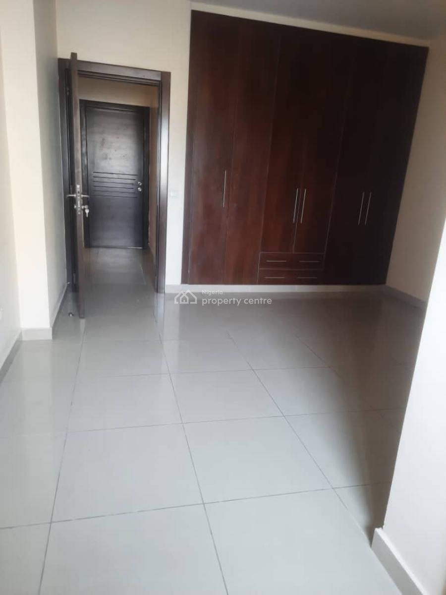 Service and Ground Floor Three Bedroom  Flat with One Room Boys, Old Ikoyi, Ikoyi, Lagos, Flat / Apartment for Rent