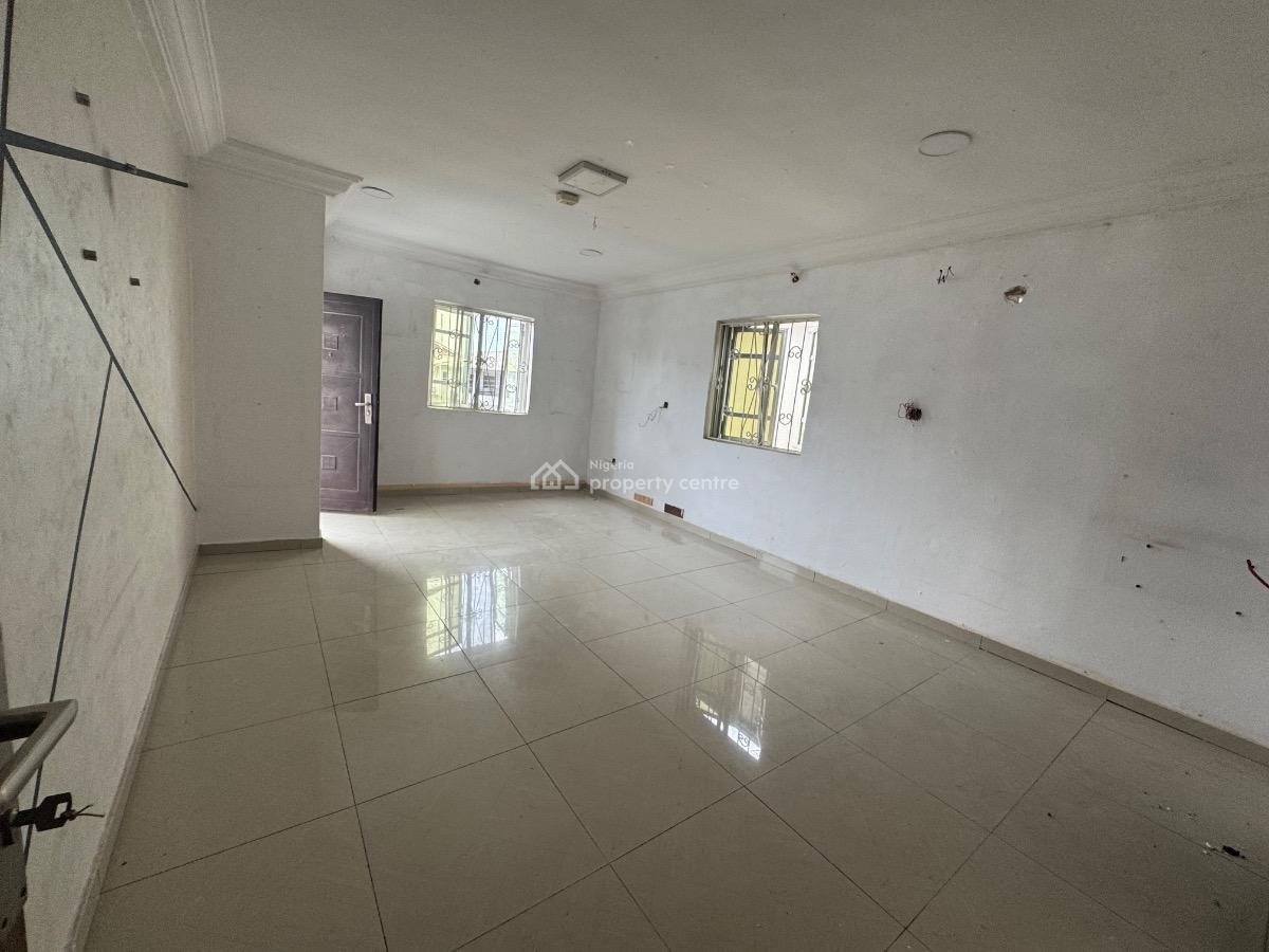a Commercial 6 Bedroom Detached Duplex with 2 Bq in Lekki 1., Lekki Phase 1., Lekki Phase 1, Lekki, Lagos, Office Space for Rent