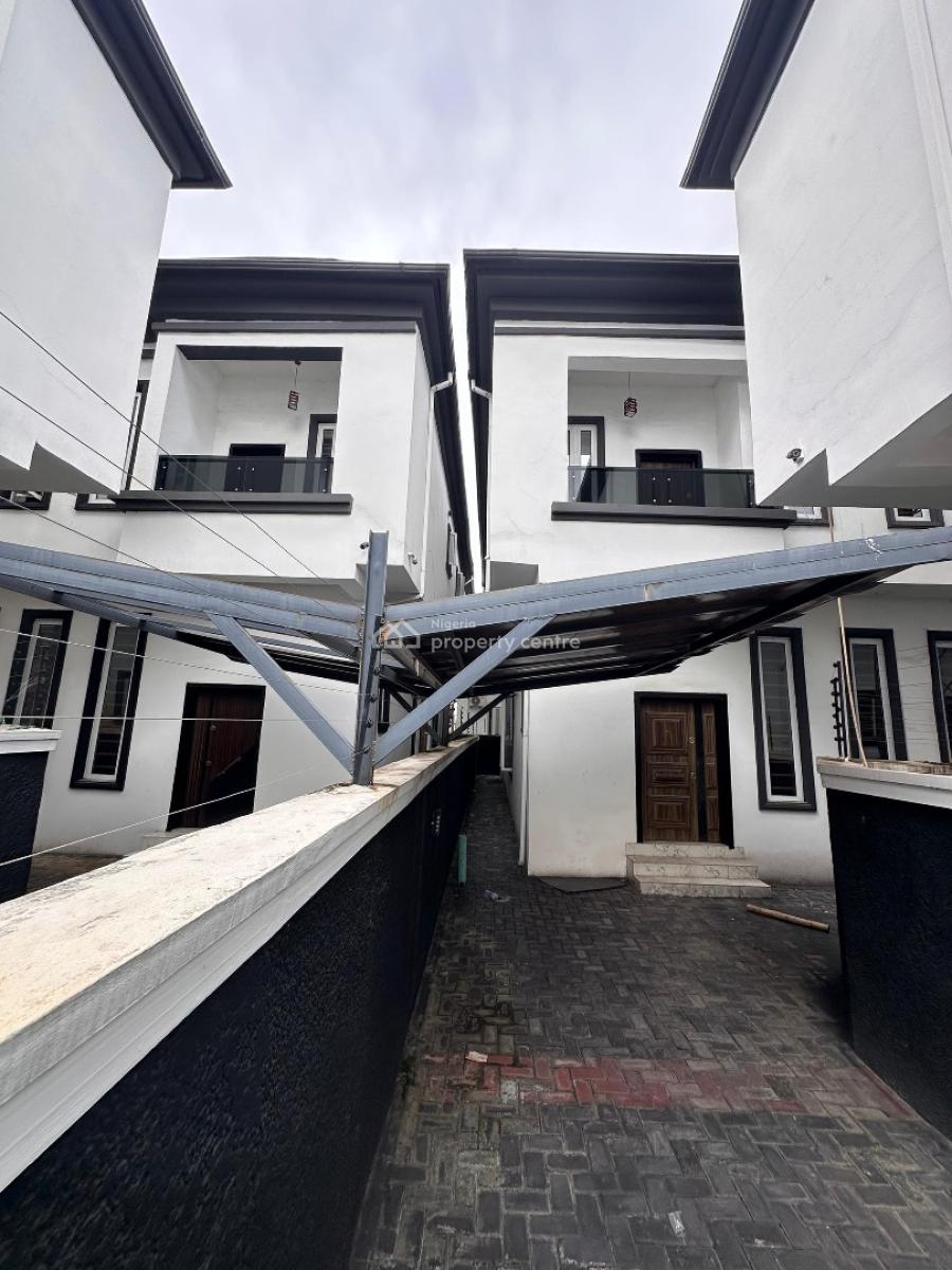 4 Bedroom Fully Detached Duplex with Bq, Ikota, Lekki, Lagos, Detached Duplex for Sale