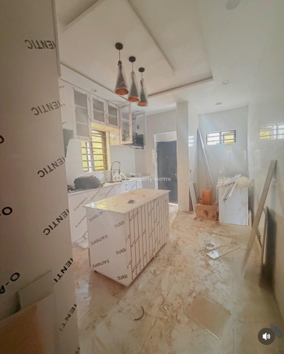 Exquisitely Built 5 Bedroom Fully Detached Duplex with Bq, Gra Phase 1, Magodo, Lagos, Detached Duplex for Sale