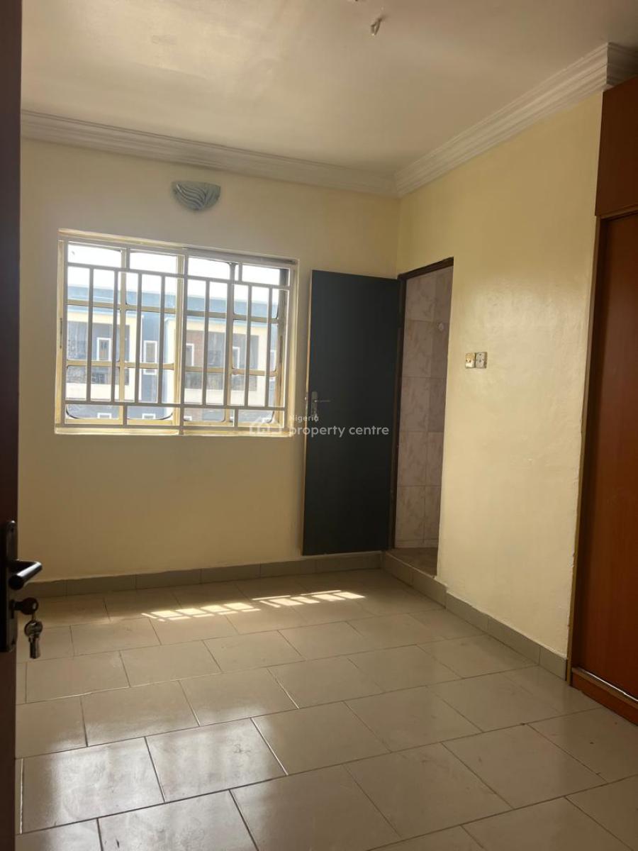 3bed Room Flat, Off Adeniyi Jones, Ikeja, Lagos, Flat / Apartment for Rent