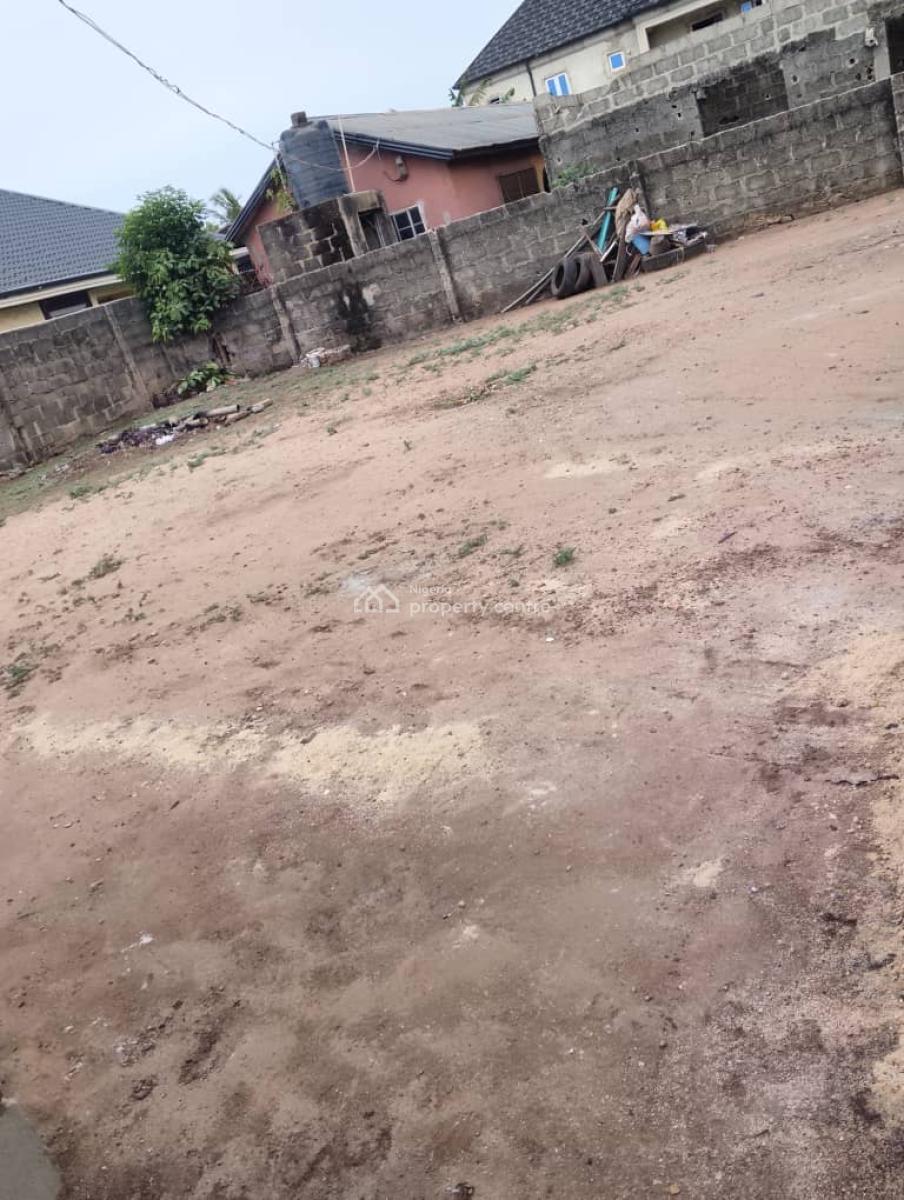 Iand Close to Igbogbo Bus Stop, Igbogbo Estate, Igbogbo, Ikorodu, Lagos, Residential Land for Sale