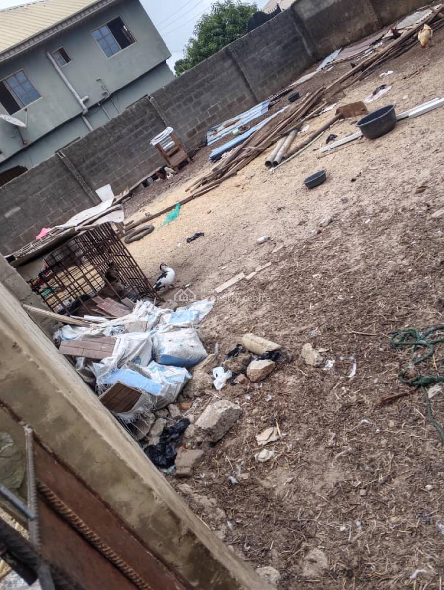 Iand Close to Igbogbo Bus Stop, Igbogbo Estate, Igbogbo, Ikorodu, Lagos, Residential Land for Sale