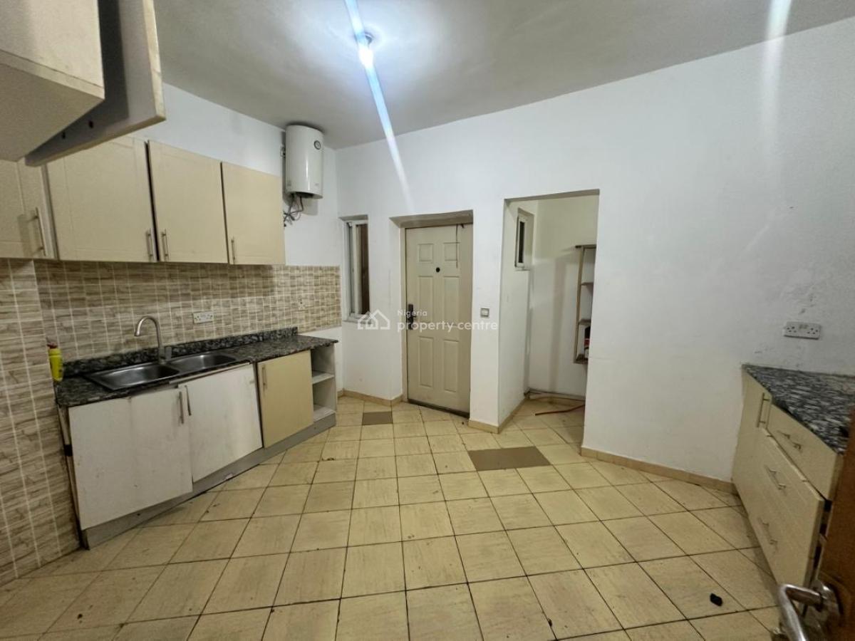 Luxury Spacious 3 Bedroom Apartment with a Room Bq on The 4th Floor, Primewater Garden Estate 2, Ikate, Lekki, Lagos, Flat / Apartment for Sale